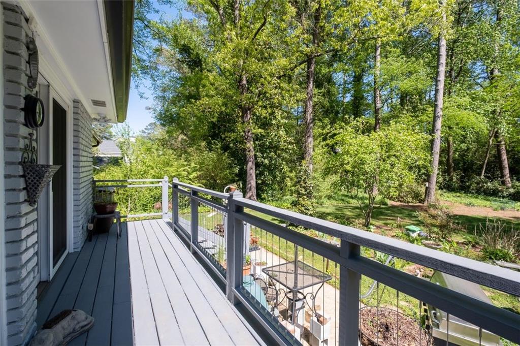 455 WINDSOR Parkway