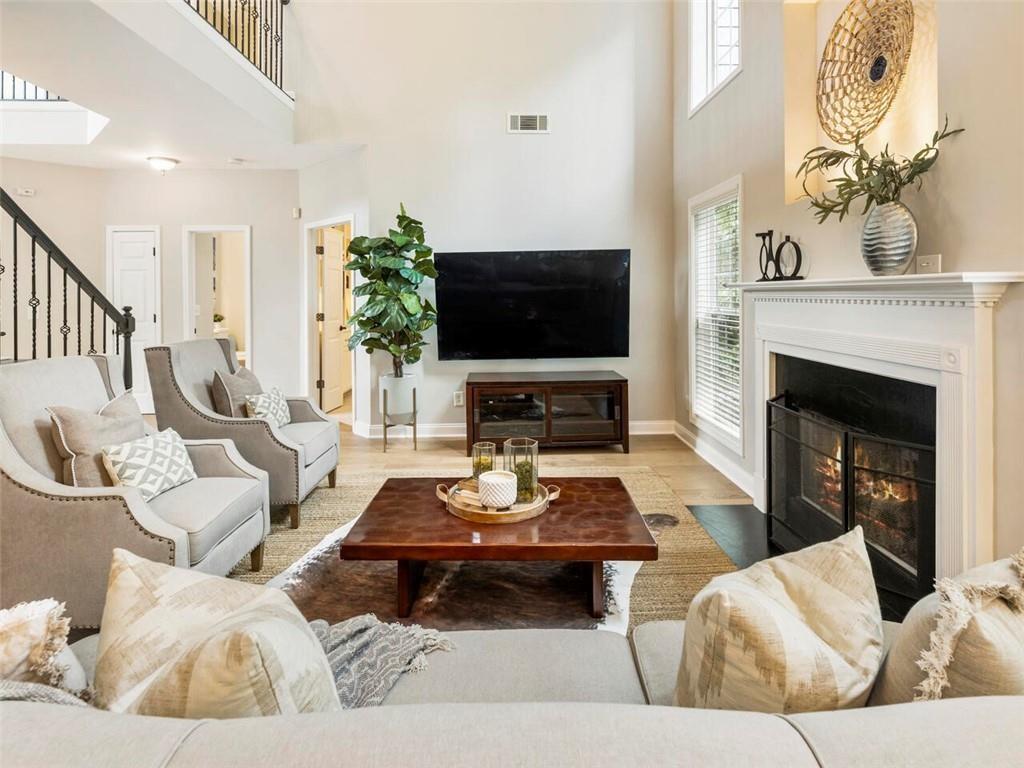 5335 Plymouth Place
