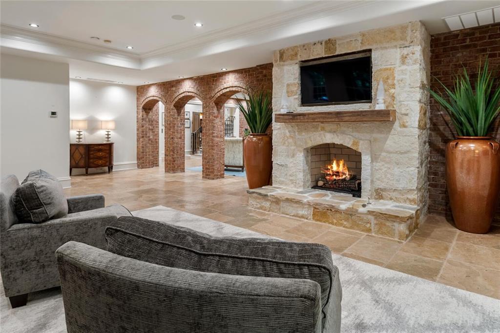 4345 Mount Paran Parkway NW