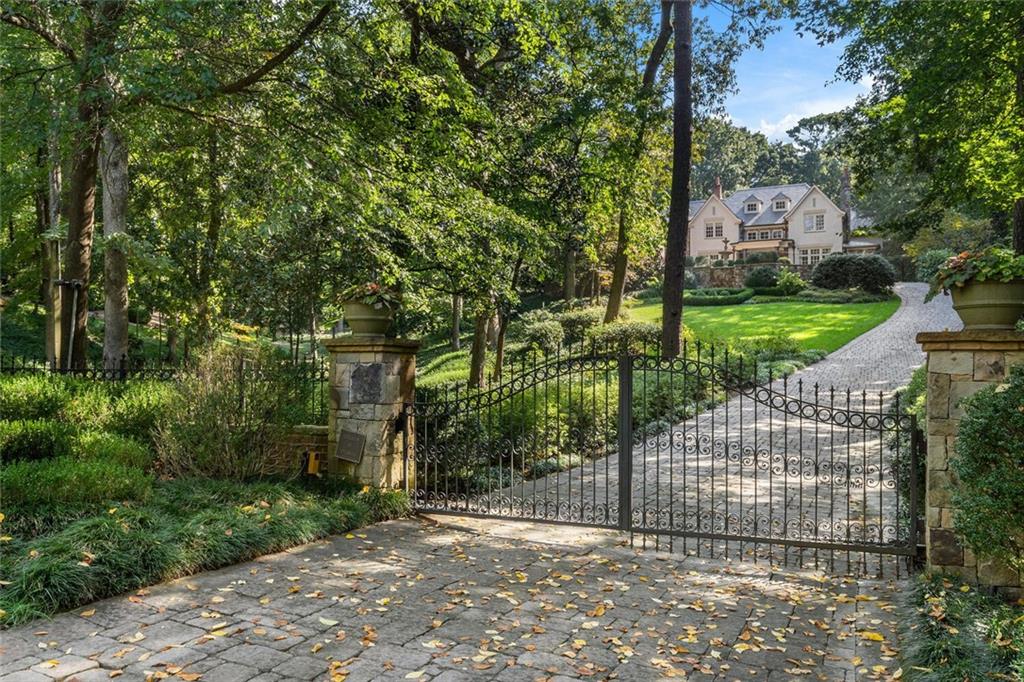 4345 Mount Paran Parkway NW