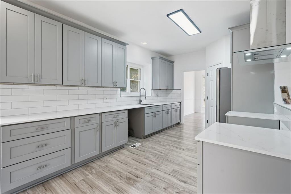 500 CHIMNEY HOUSE Court