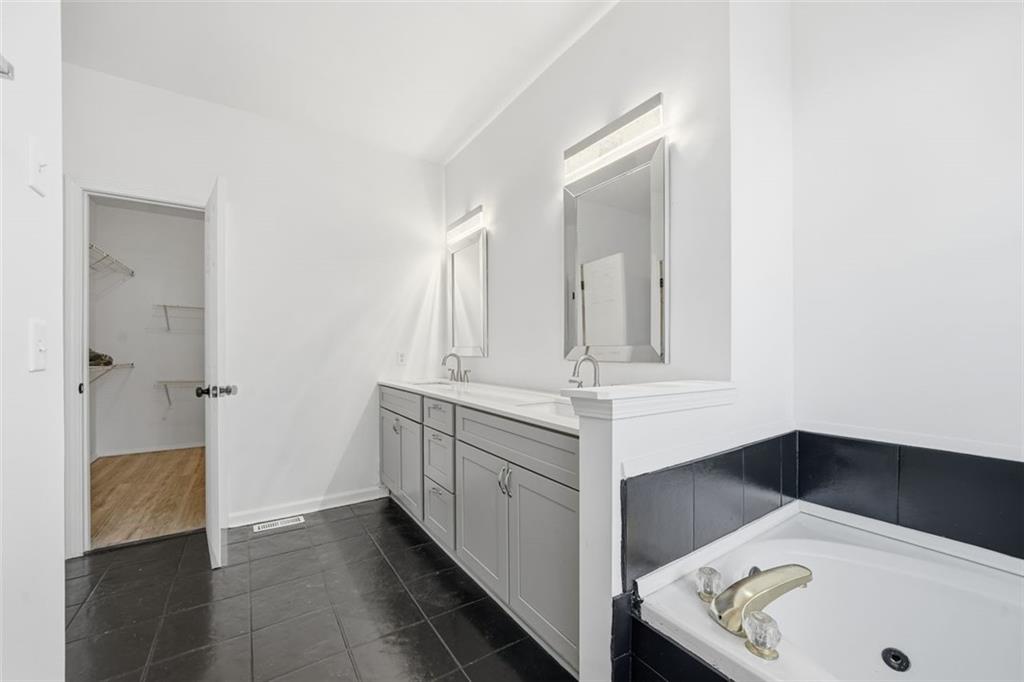 500 CHIMNEY HOUSE Court