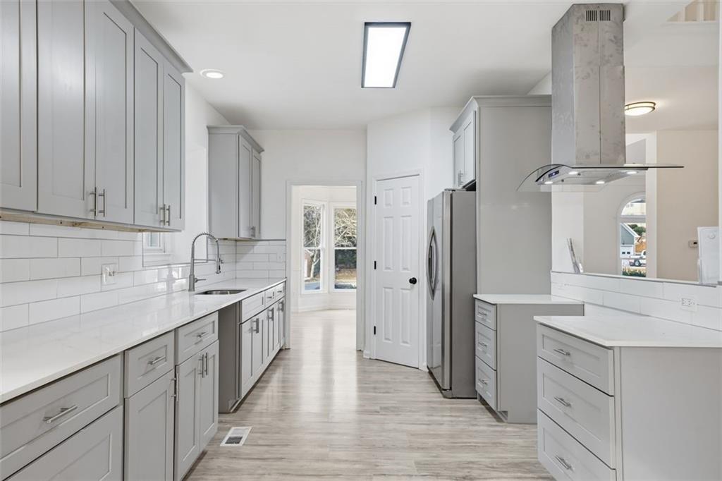 500 CHIMNEY HOUSE Court