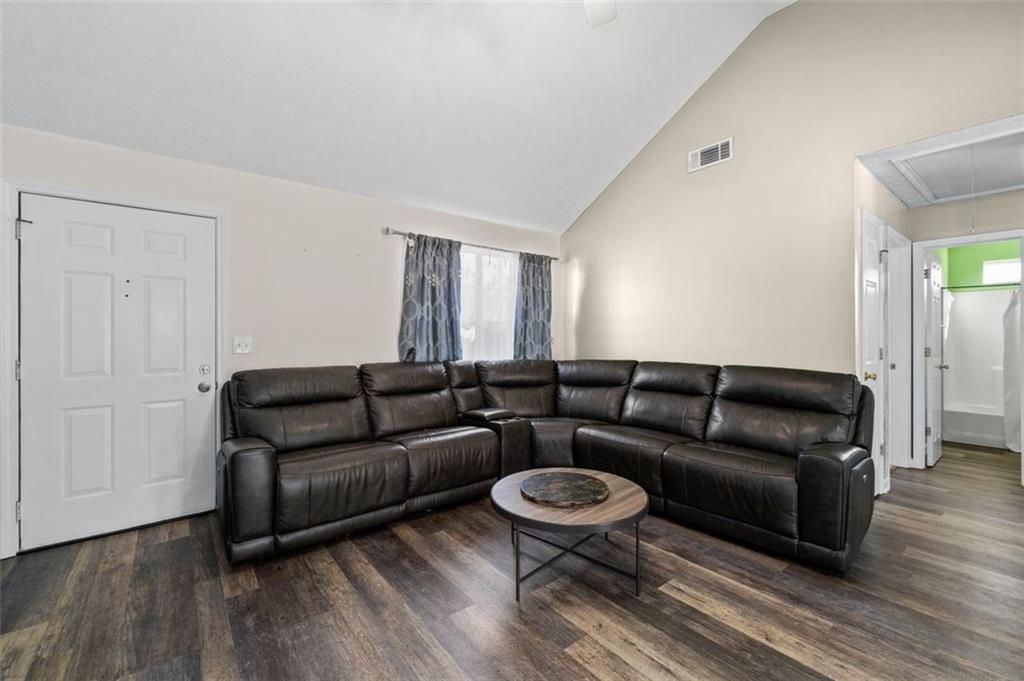 160 HAYWARD BISHOP Way