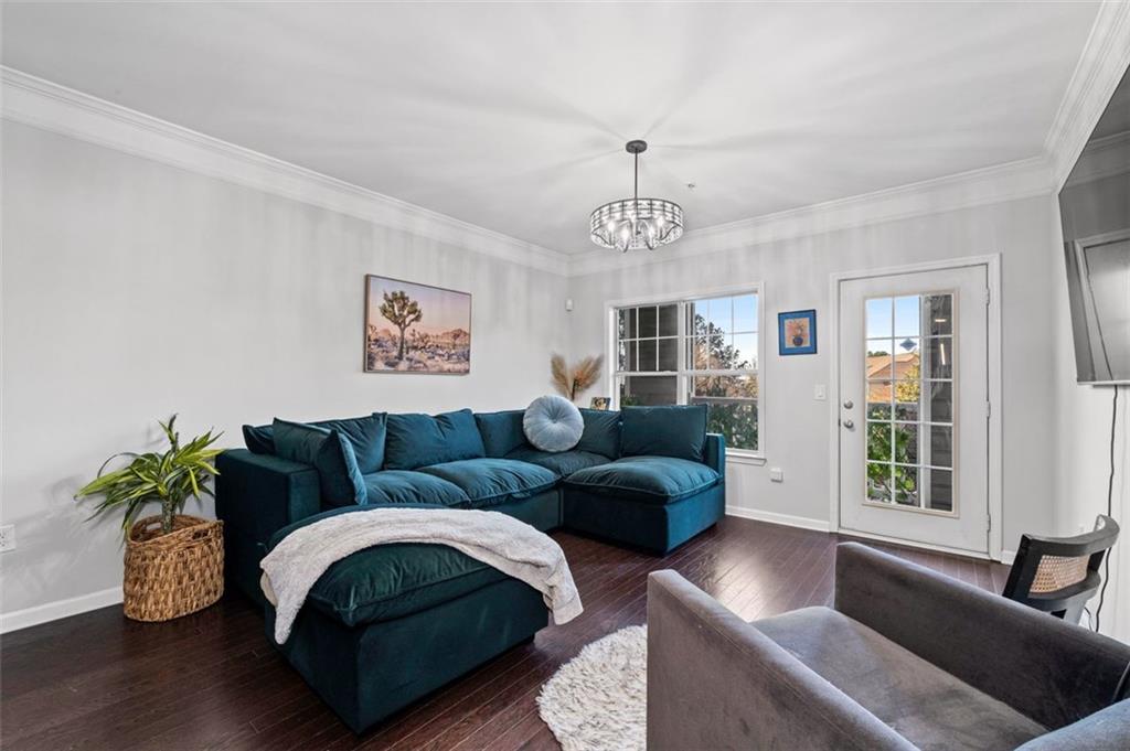 2700 PINE TREE Road NE Unit 1211
