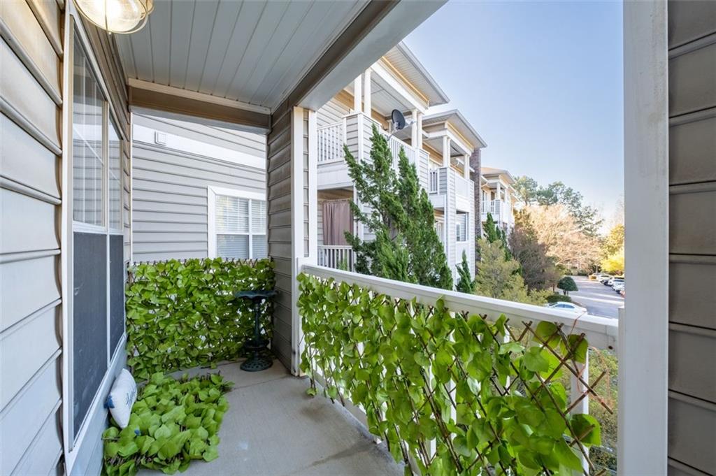 2700 PINE TREE Road NE Unit 1211
