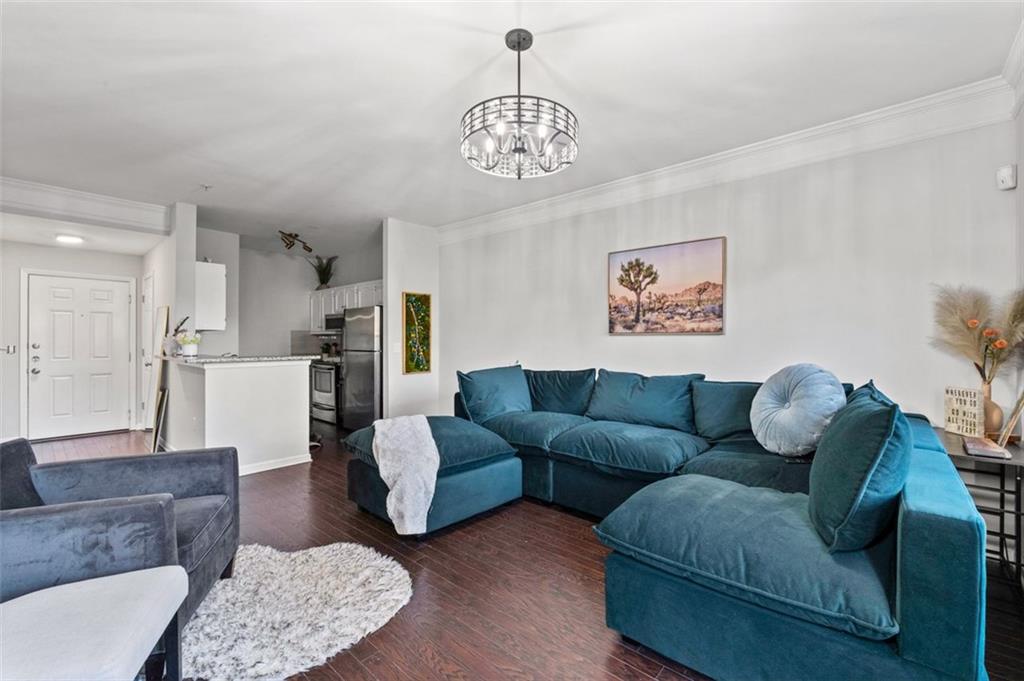 2700 PINE TREE Road NE Unit 1211
