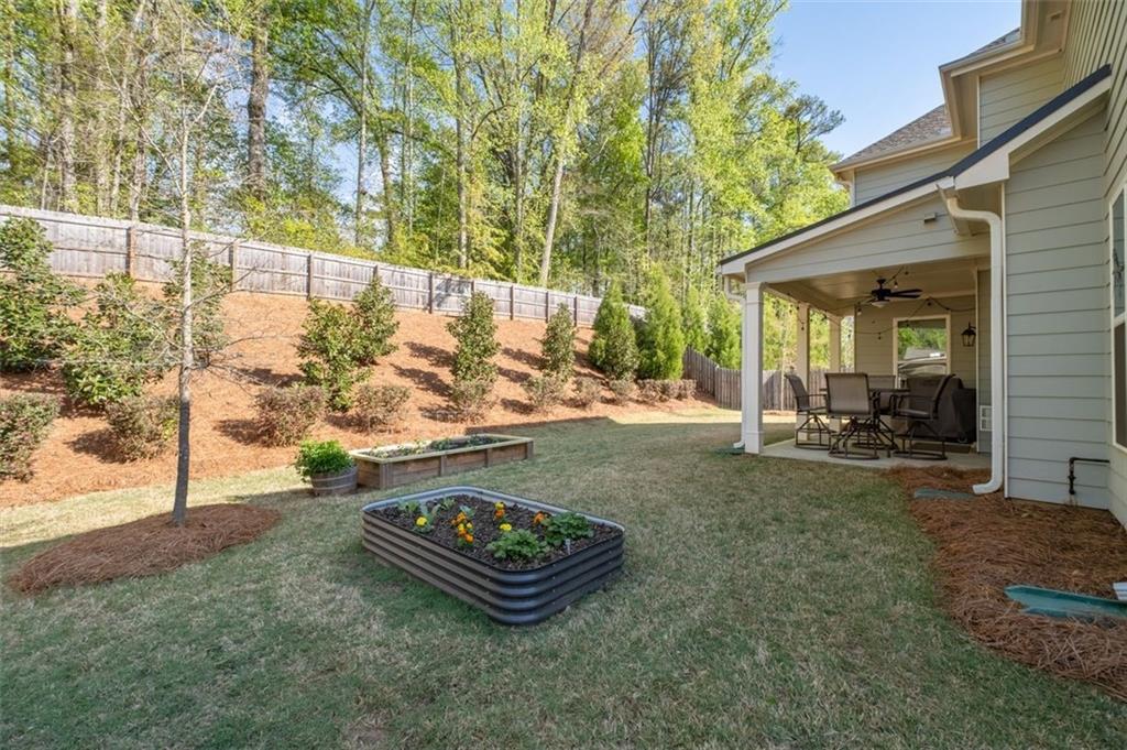 3087 MOUNTAIN SHADOW Way