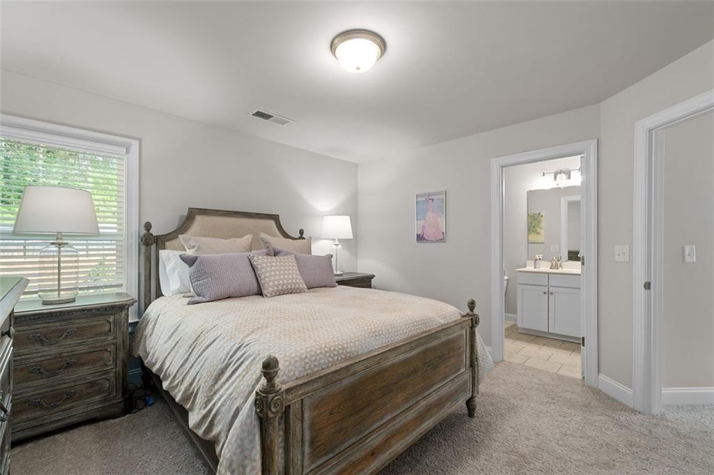 3087 MOUNTAIN SHADOW Way