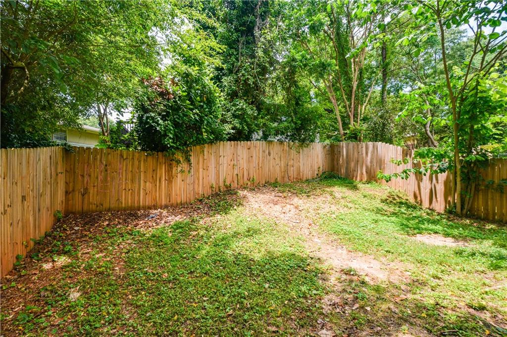 2896 LAKEMONT Drive SW