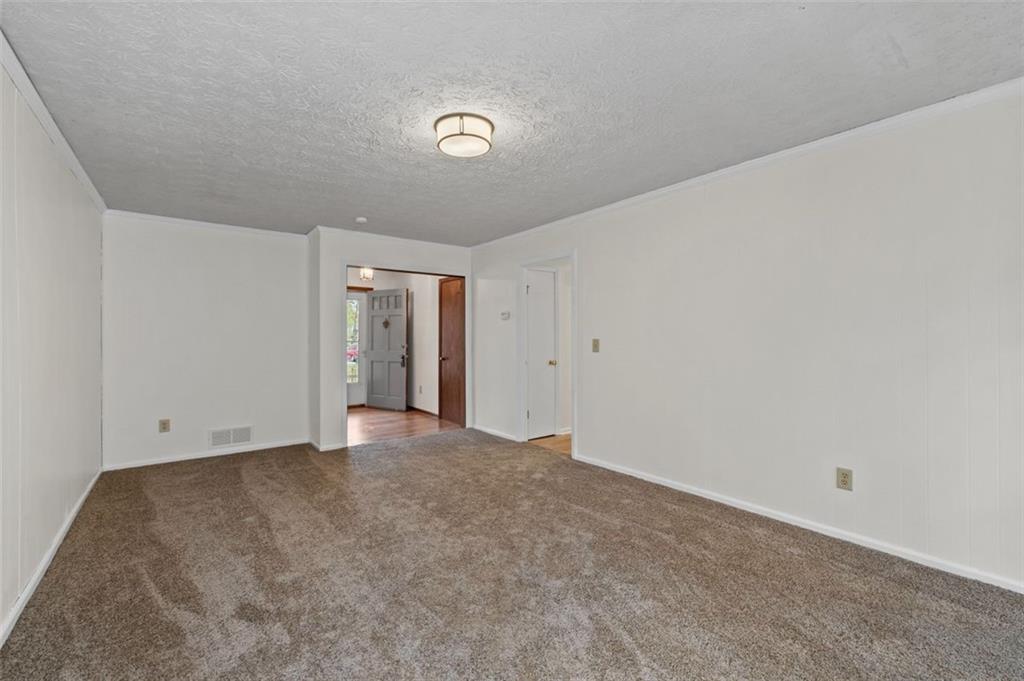 2000 HILL Road