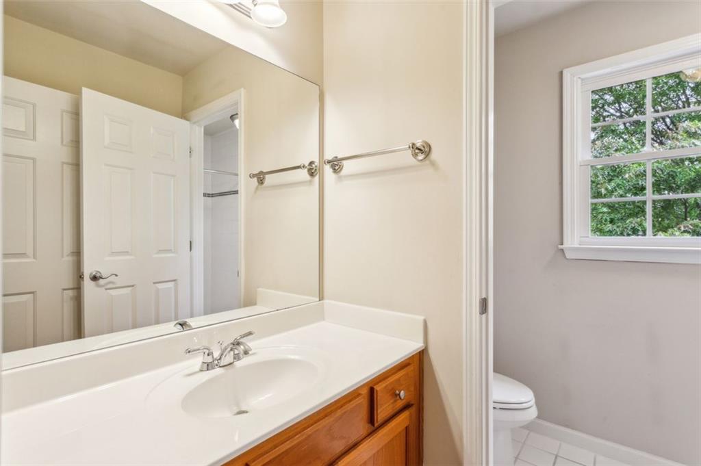 3504 IVY MANOR Road SE