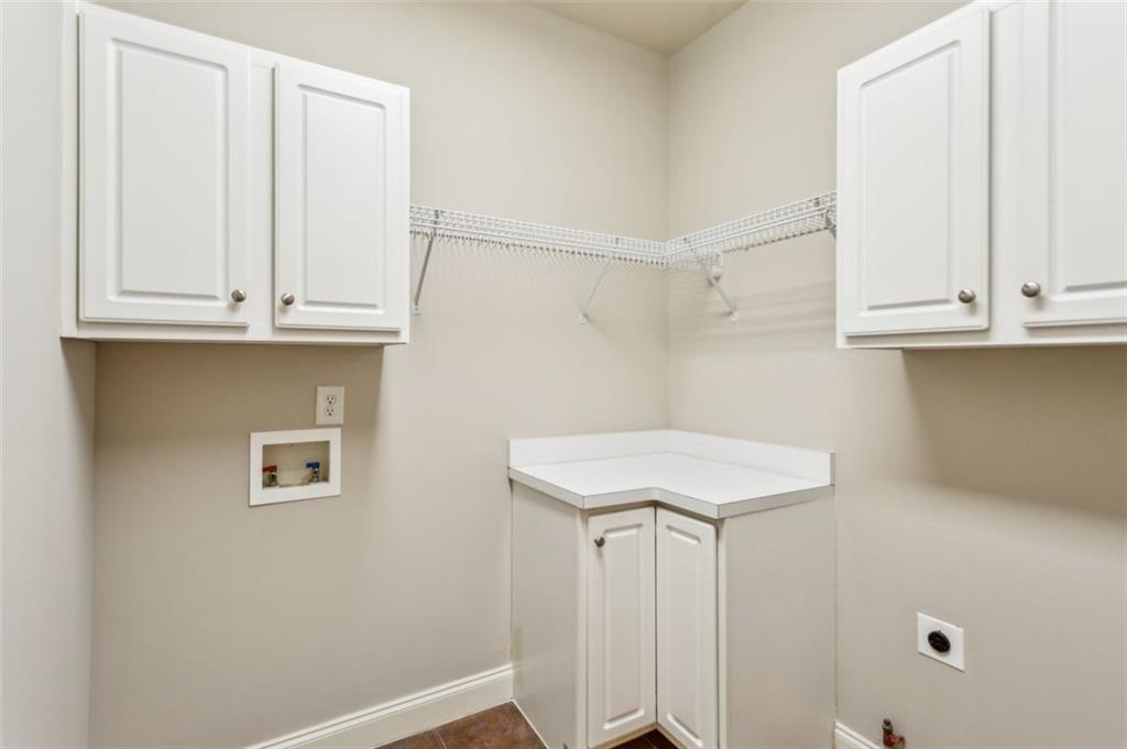 3504 IVY MANOR Road SE