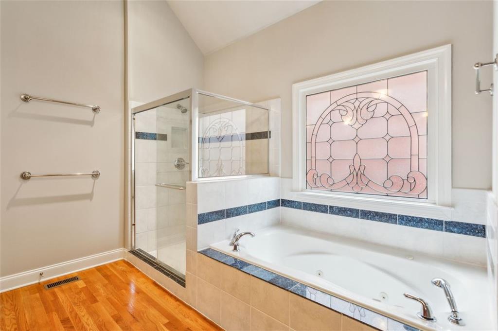 3504 IVY MANOR Road SE