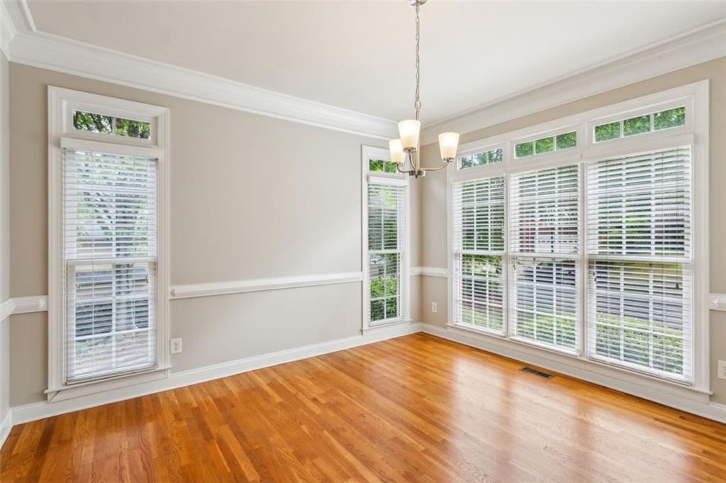 3504 IVY MANOR Road SE