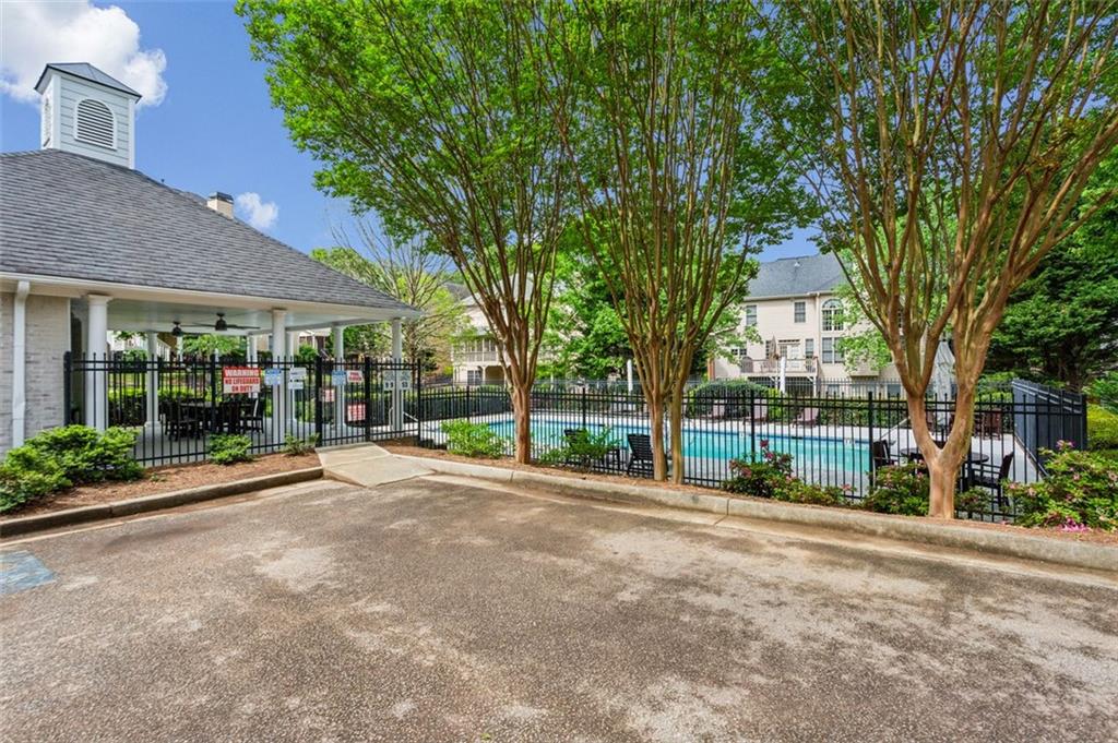 3504 IVY MANOR Road SE