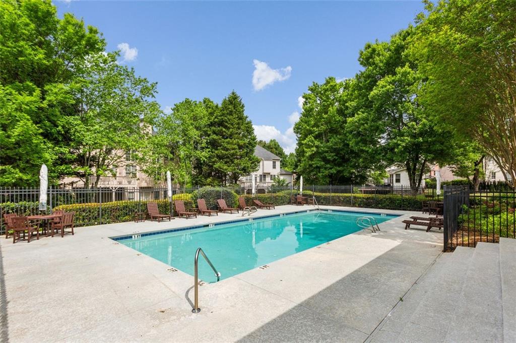 3504 IVY MANOR Road SE