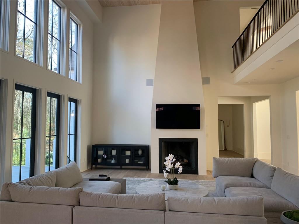 1303 Cobblemill Way NW