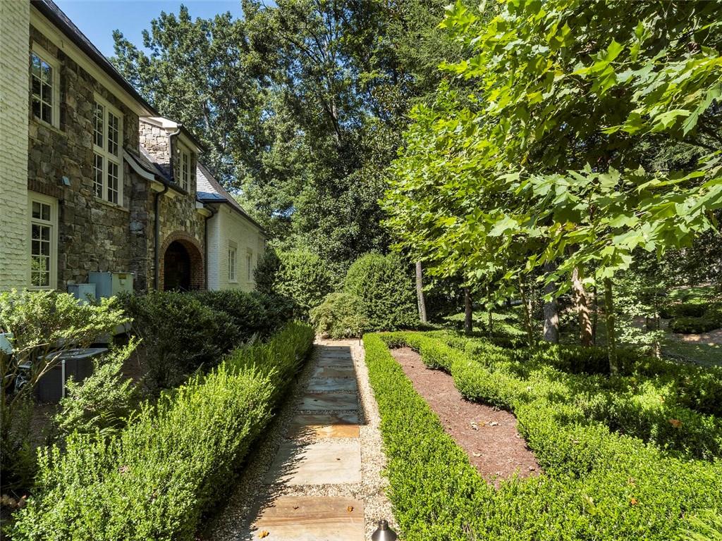 4375 Mount Paran Pkwy NW