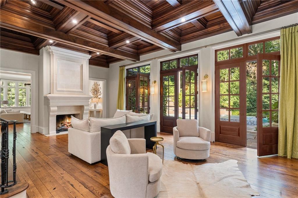 4375 Mount Paran Pkwy NW