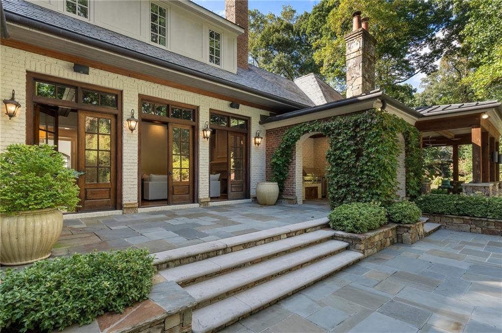 4375 Mount Paran Pkwy NW
