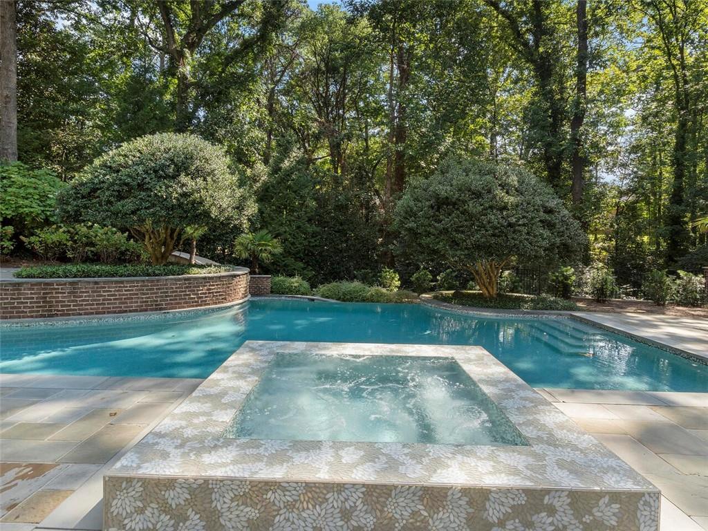 4375 Mount Paran Pkwy NW