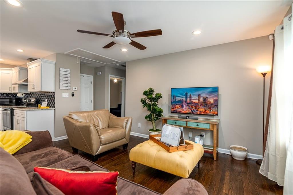 3224 CANARY Court