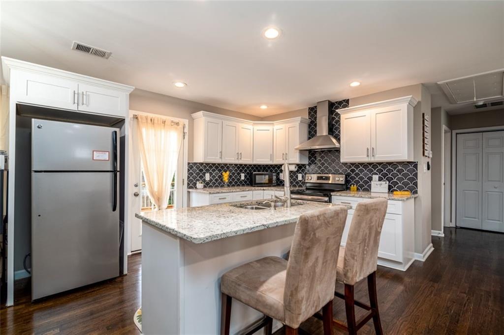 3224 CANARY Court