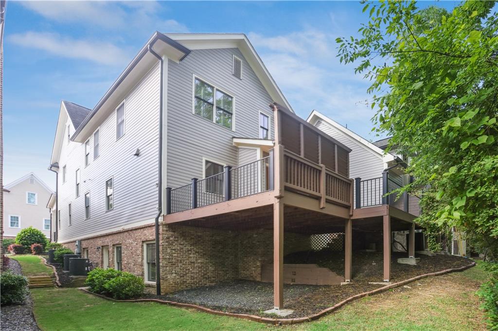 5981 Brundage Lane