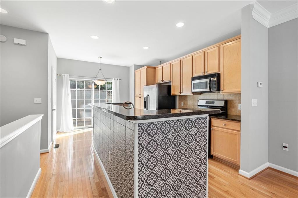 1107 PARK ROW SOUTH SE