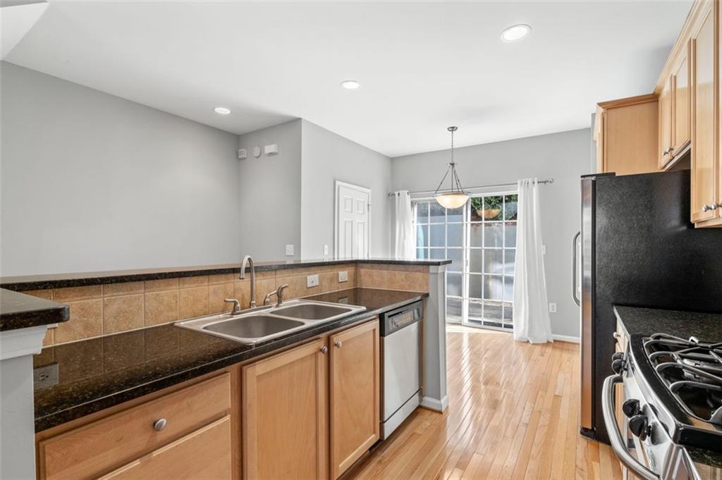 1107 PARK ROW SOUTH SE