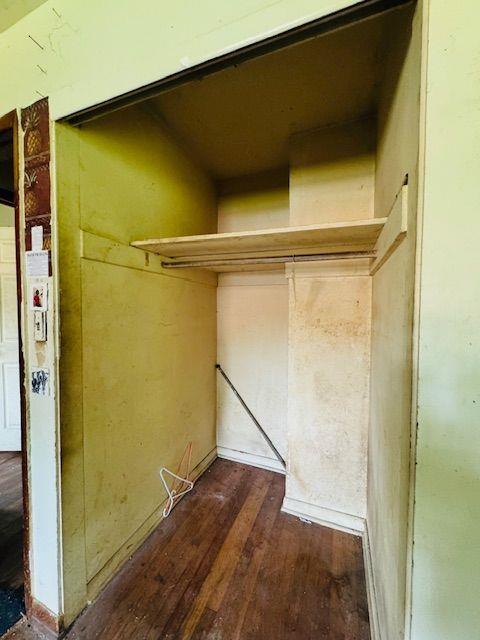 1934 APACHE Trail SE