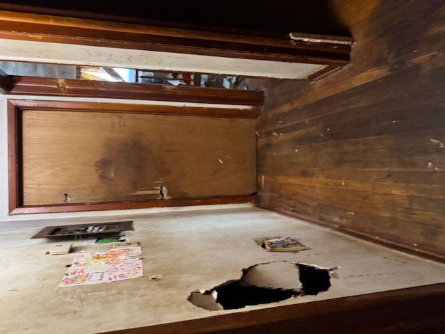 1934 APACHE Trail SE