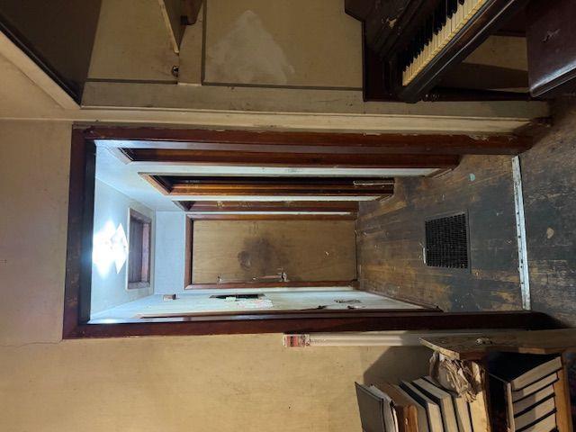 1934 APACHE Trail SE