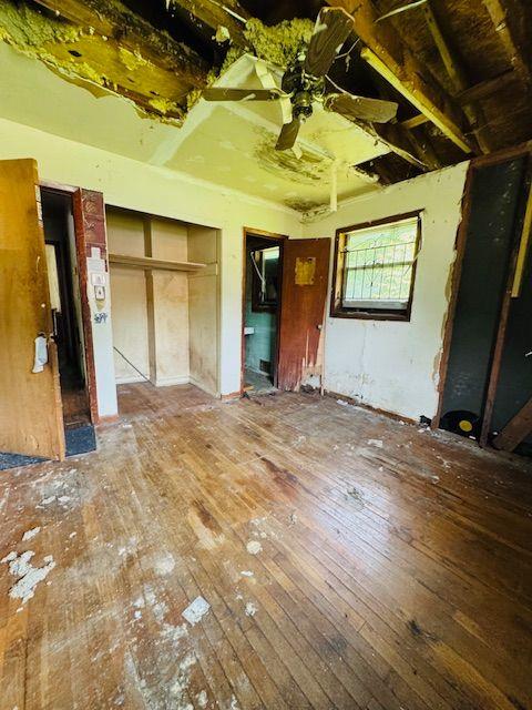 1934 APACHE Trail SE