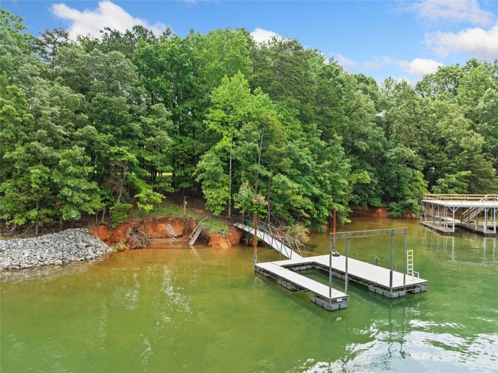 6125 JIM CROW Road