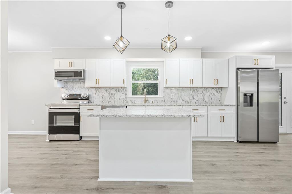 4188 FONTANA Court