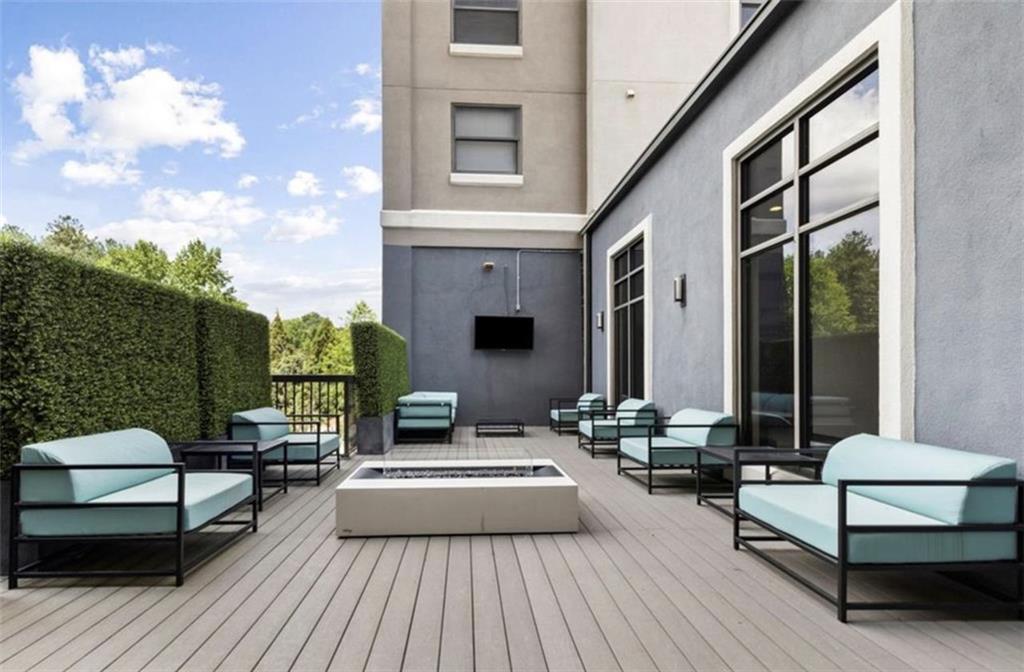 795 HAMMOND Drive Unit 1802