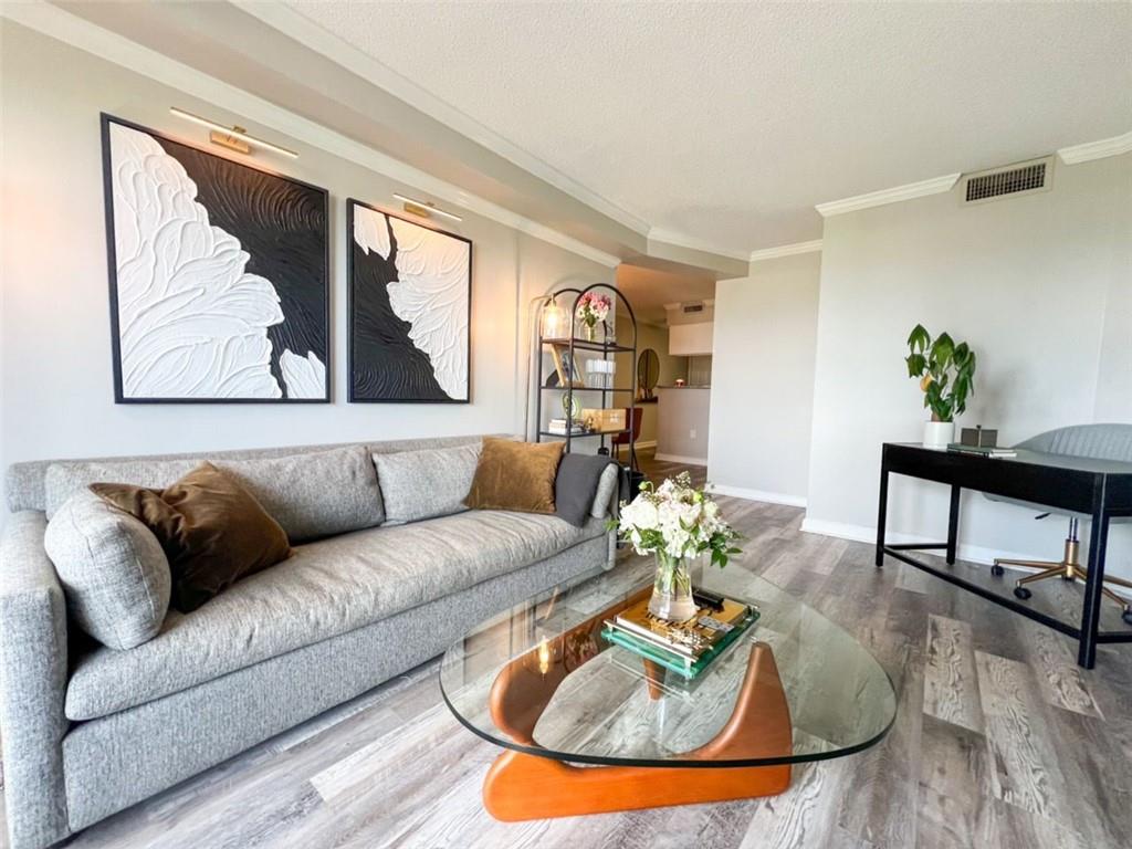 795 HAMMOND Drive Unit 1802