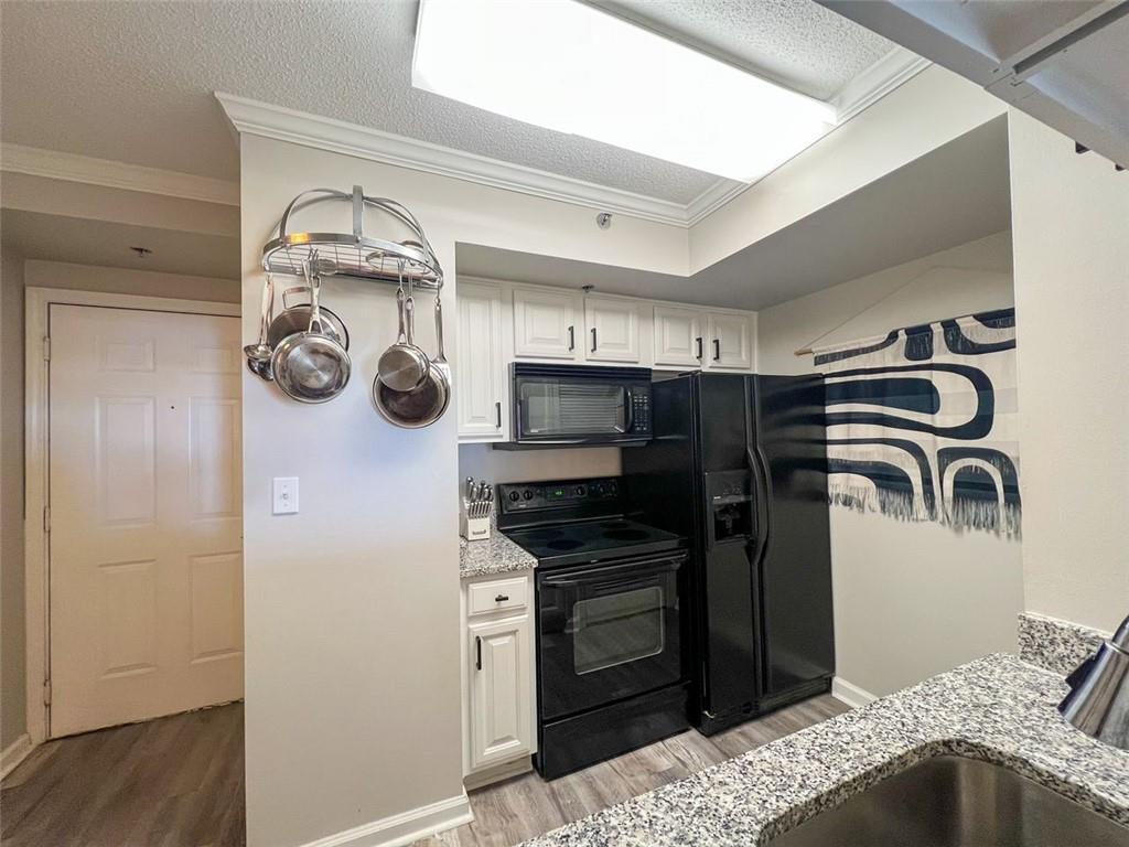 795 HAMMOND Drive Unit 1802