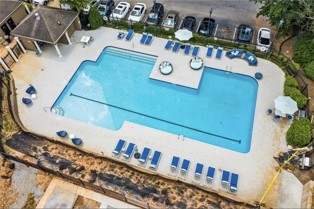 795 HAMMOND Drive Unit 1802