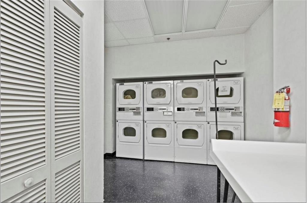 795 HAMMOND Drive Unit 1802