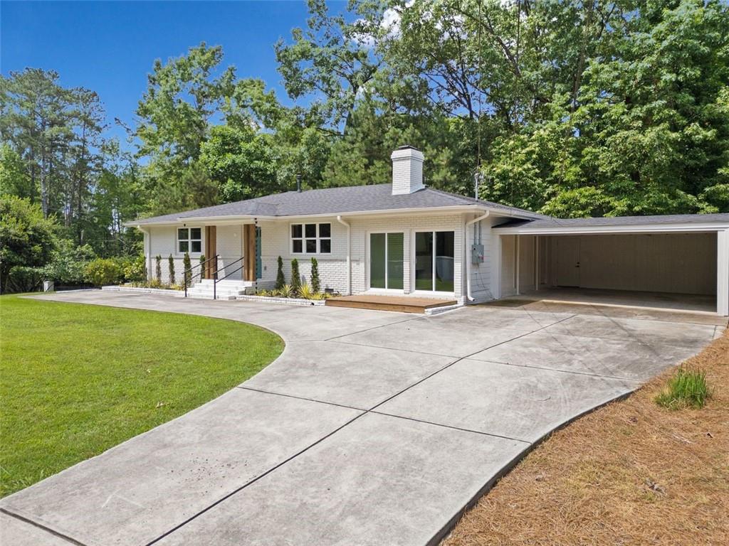 401 COTTONWOOD Drive