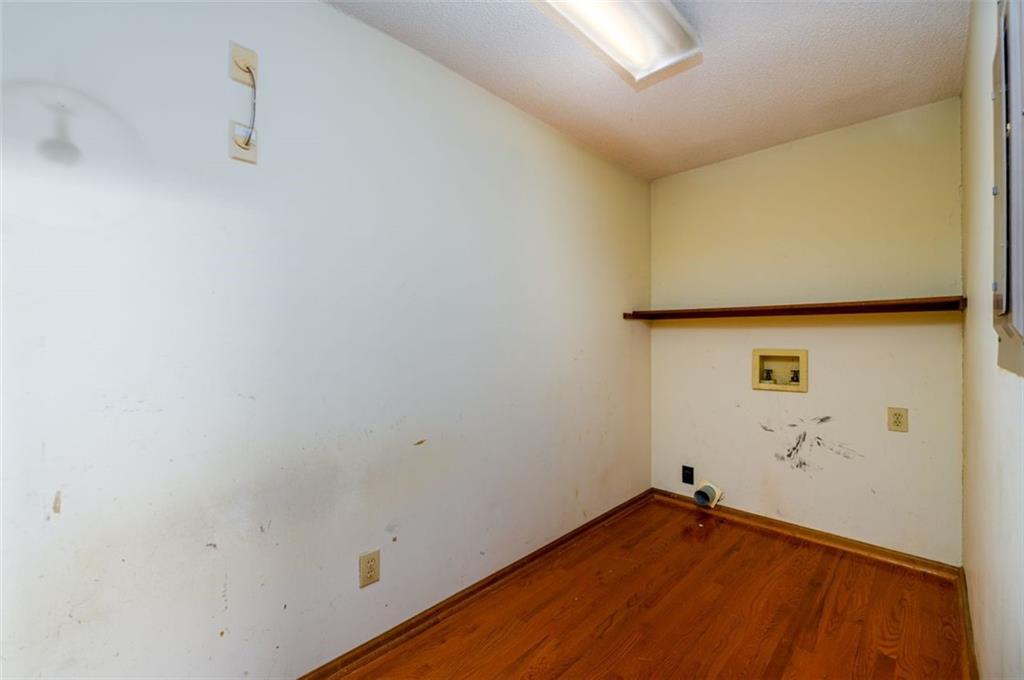 525 WATSON SE