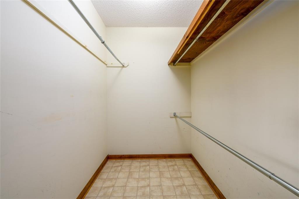 525 WATSON SE