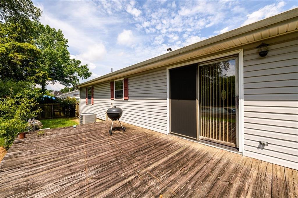 525 WATSON SE