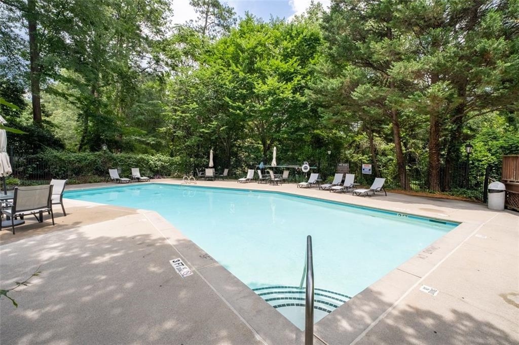 3071 LENOX Road NE Unit 19