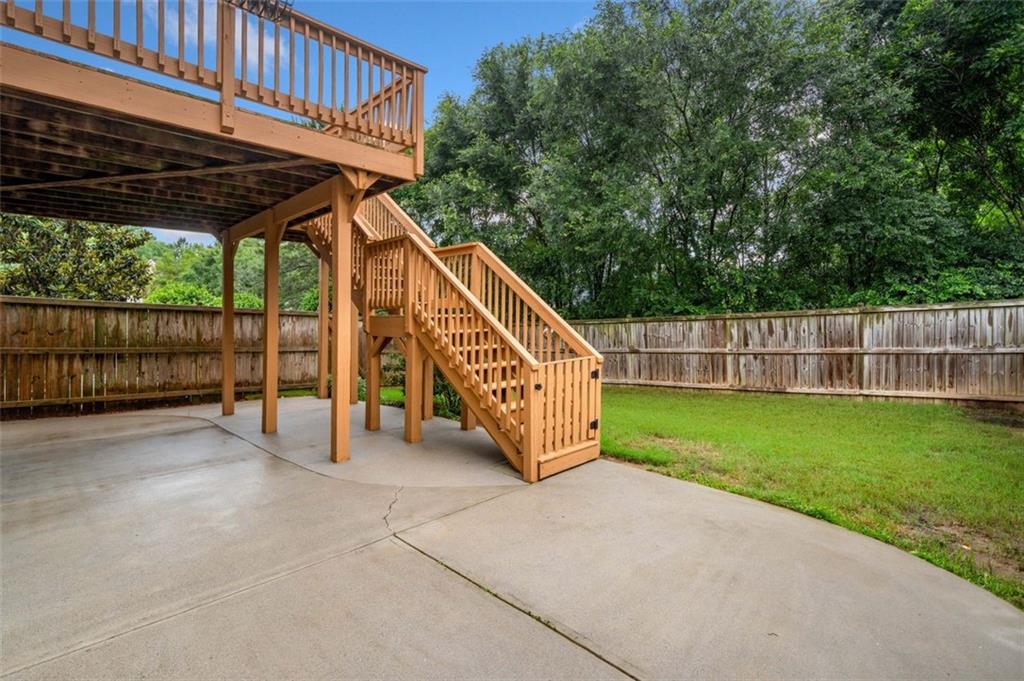 1235 RENAISSANCE Court SE