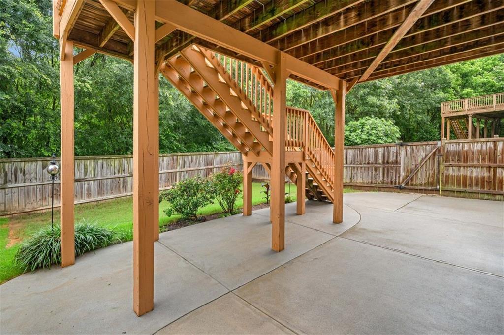 1235 RENAISSANCE Court SE