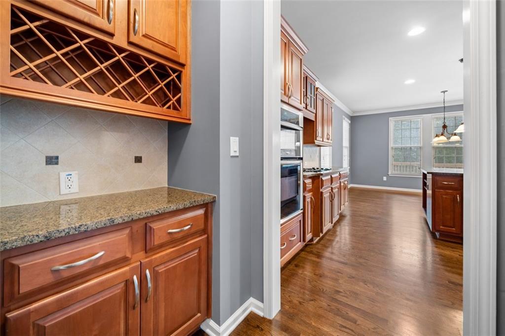 1235 RENAISSANCE Court SE